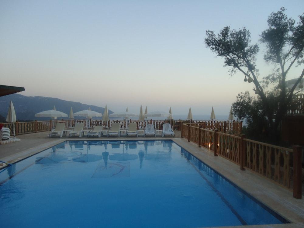 פאראליה Kabak Armes Hotel מראה חיצוני תמונה